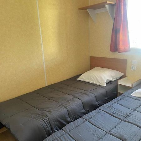 Mobil-Home Au Bord De L'Eau Feins Extérieur photo