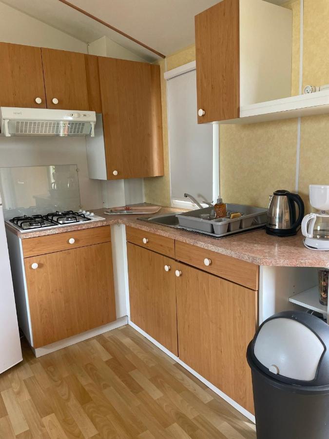 Mobil-Home Au Bord De L'Eau Feins Extérieur photo
